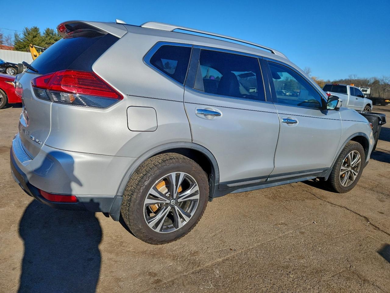2017 Nissan Rogue S - zdjęcie 3