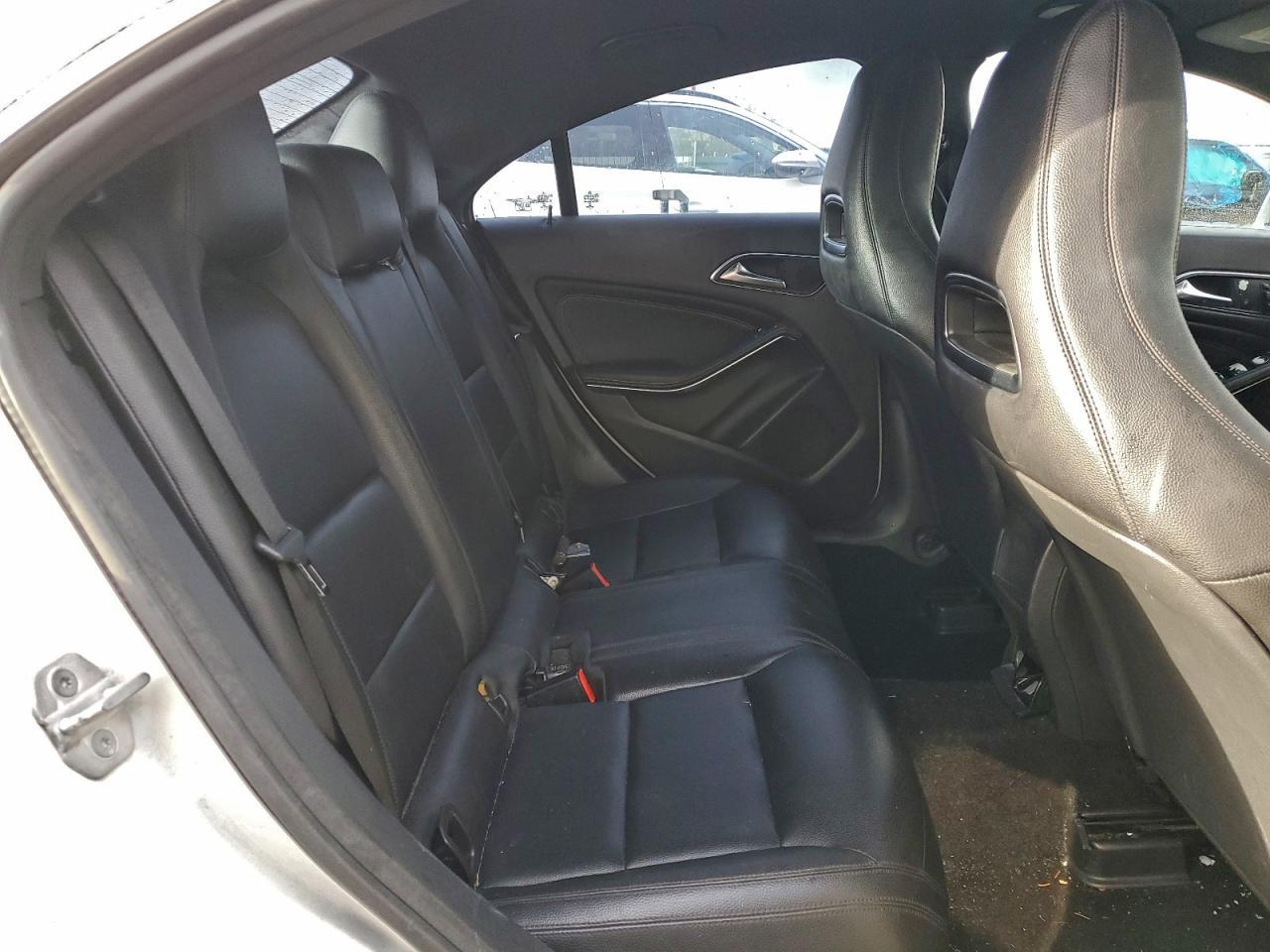 2014 Mercedes-Benz Cla 250 4Matic - zdjęcie 10