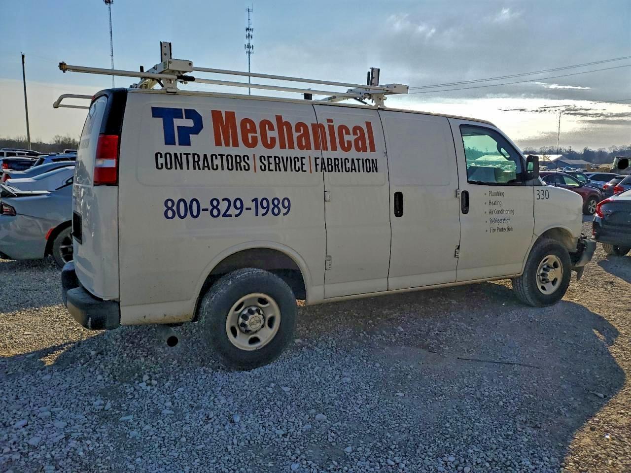 2020 Chevrolet Express G2500 - zdjęcie 3