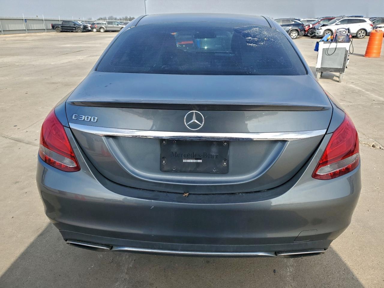 2018 Mercedes-Benz C 300 - zdjęcie 6