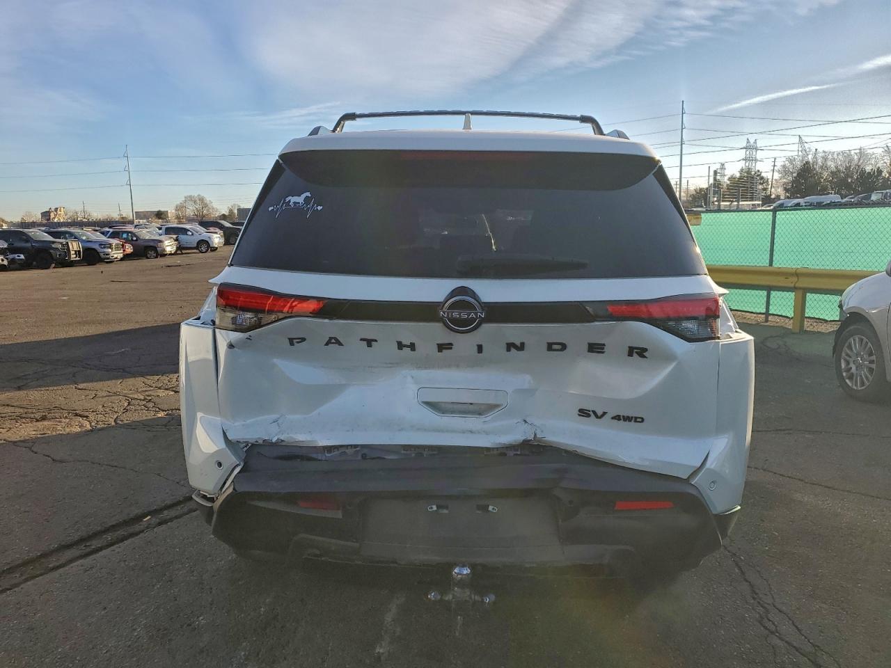 2024 Nissan Pathfinder Sv - zdjęcie 6