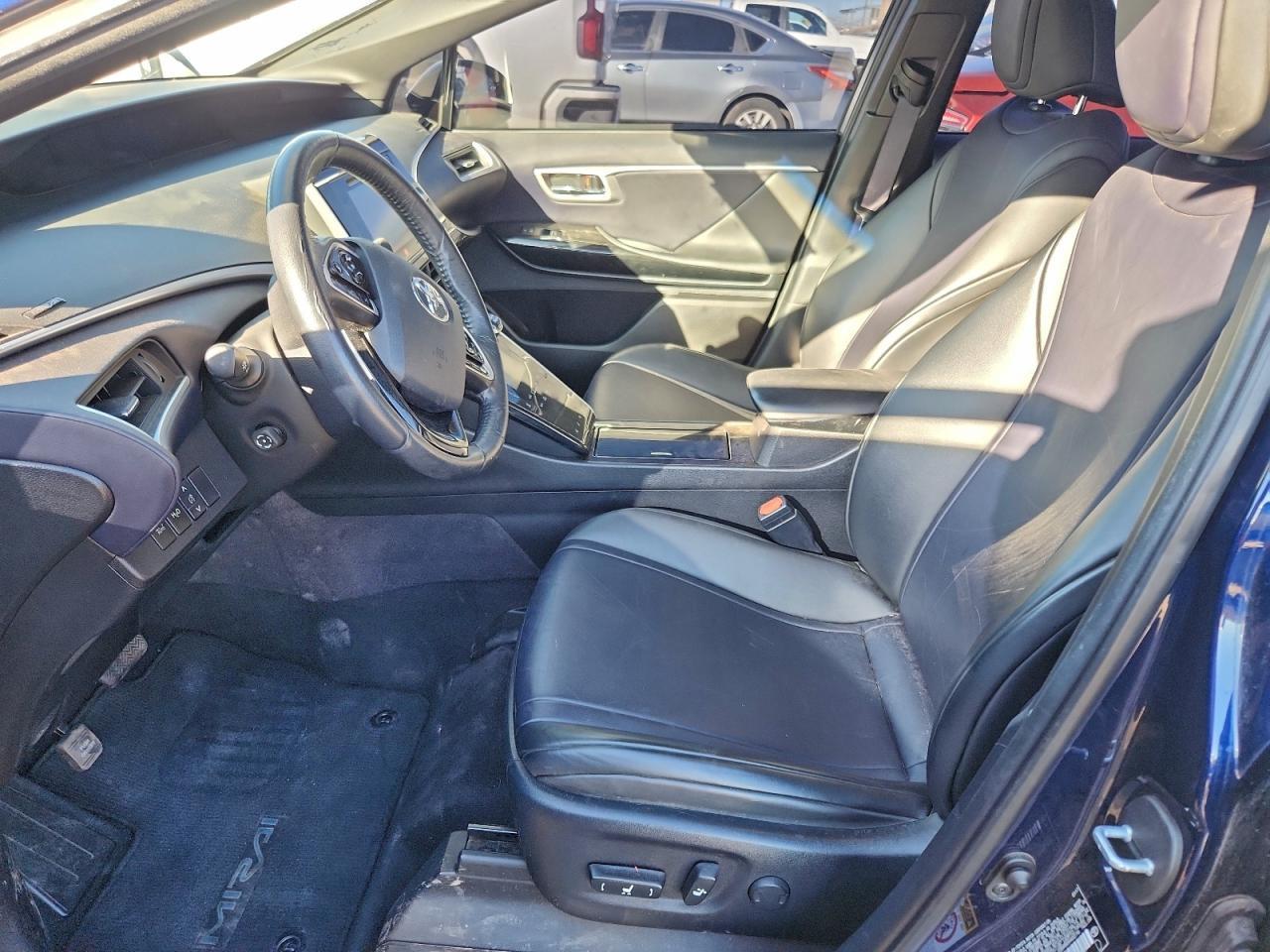 2017 Toyota Mirai - zdjęcie 7