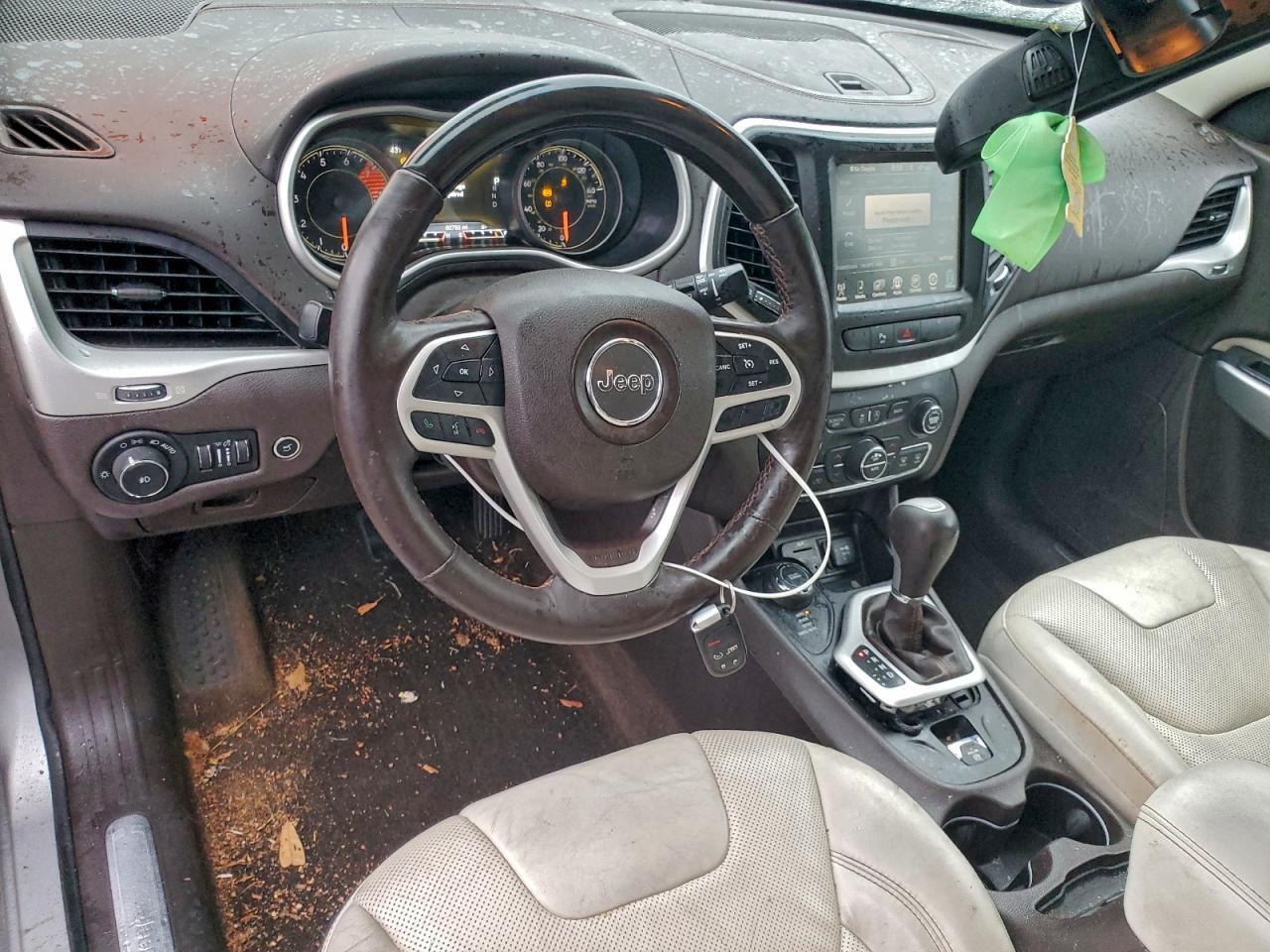 2017 Jeep Cherokee Overland - zdjęcie 8