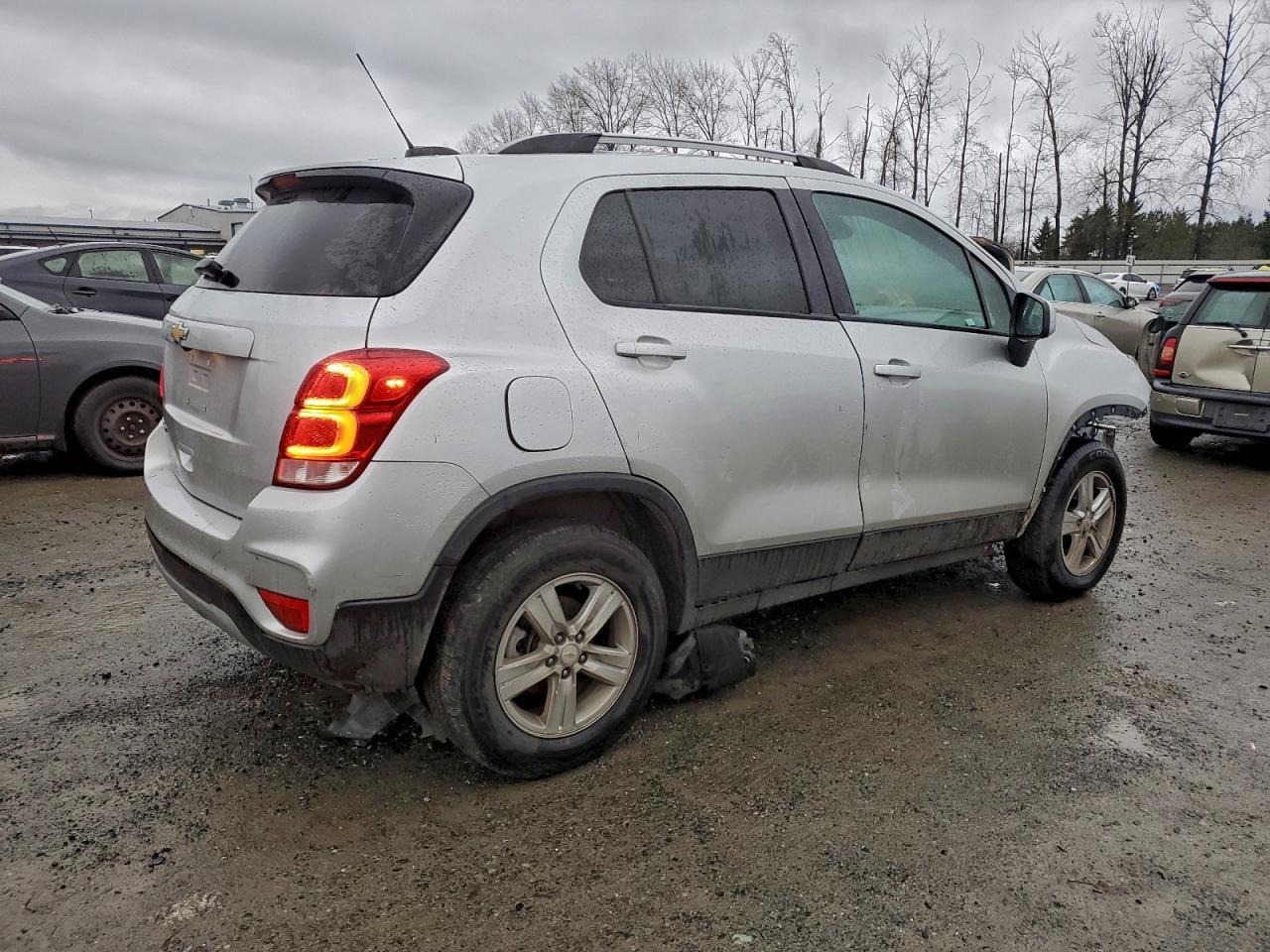 2021 Chevrolet Trax 1Lt - zdjęcie 3
