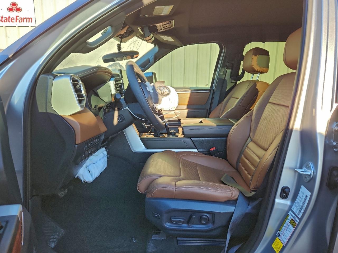 2025 Toyota Tundra Crewmax Platinum - zdjęcie 7