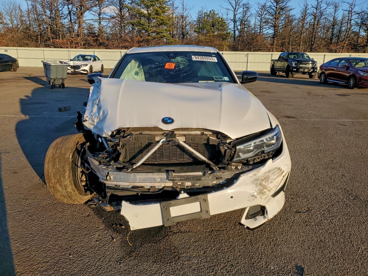 2021 BMW 330Xi - zdjęcie 5