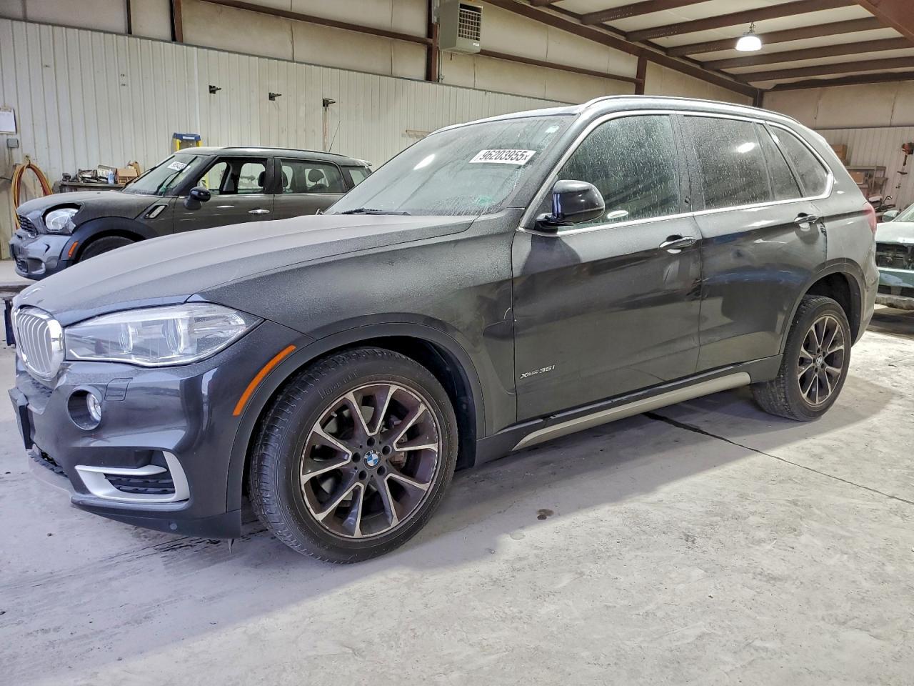 2017 BMW X5 xDrive35I - zdjęcie główne