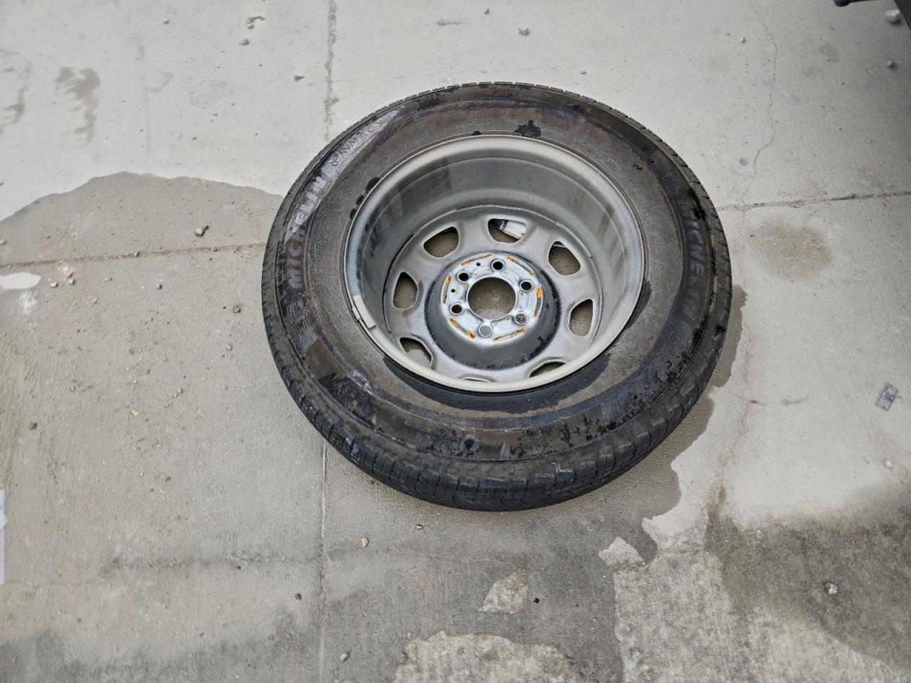 2023 Ford F150 - zdjęcie 12