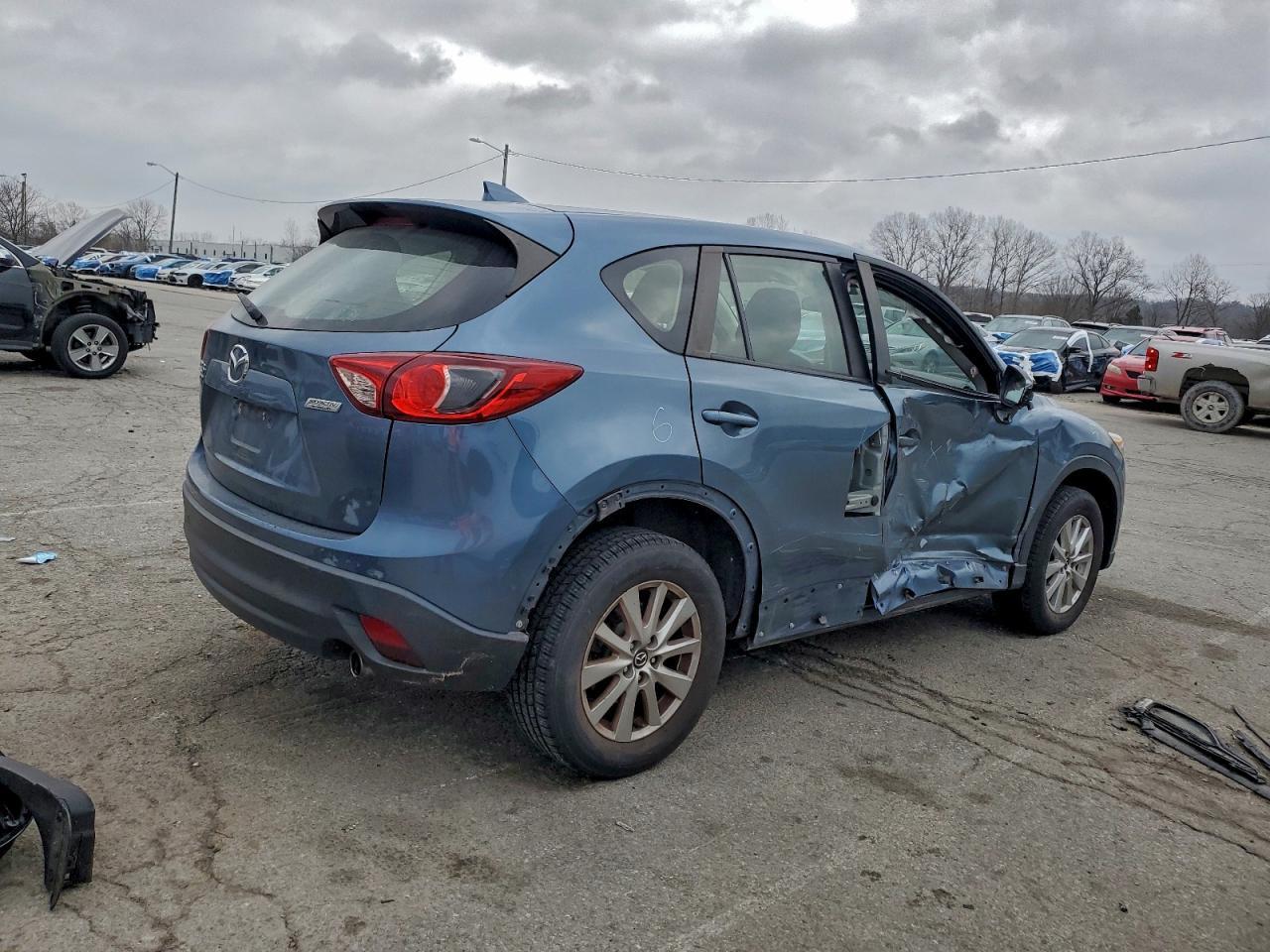 2016 Mazda Cx-5 Sport - zdjęcie 3