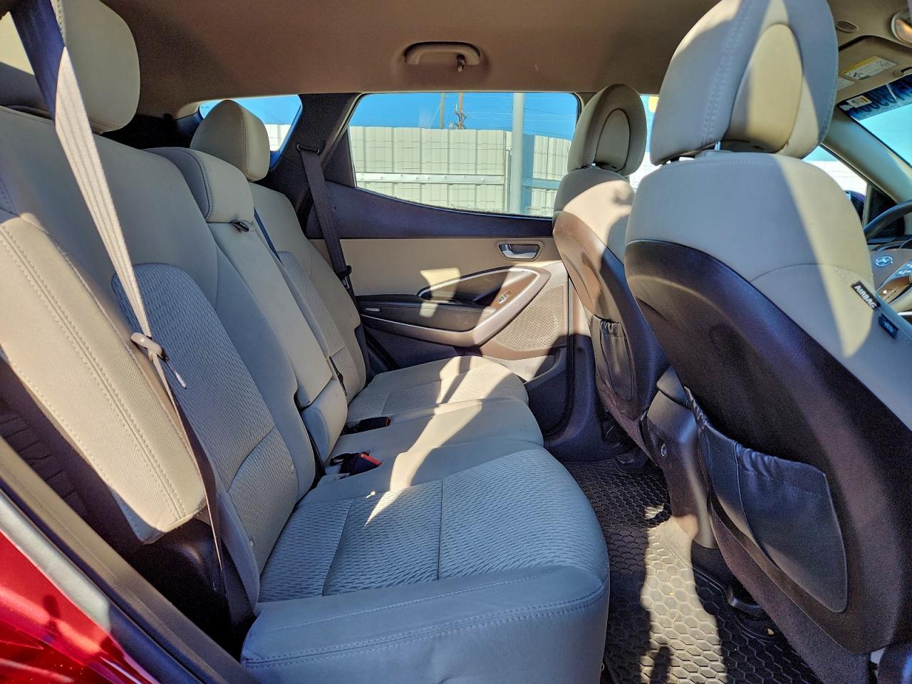 2015 Hyundai Santa Fe Sport - zdjęcie 11