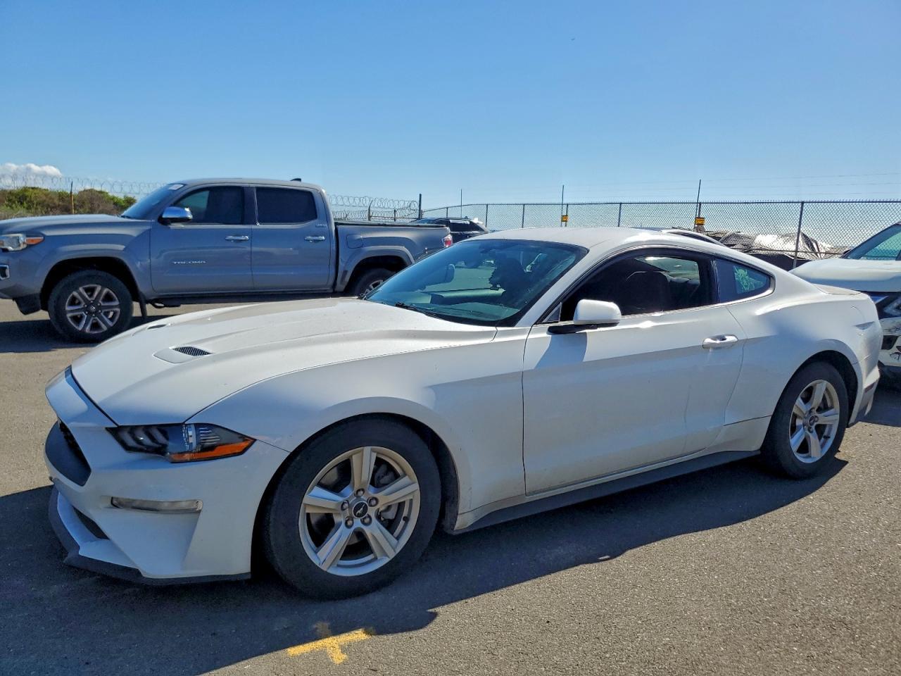 2019 Ford Mustang - zdjęcie główne