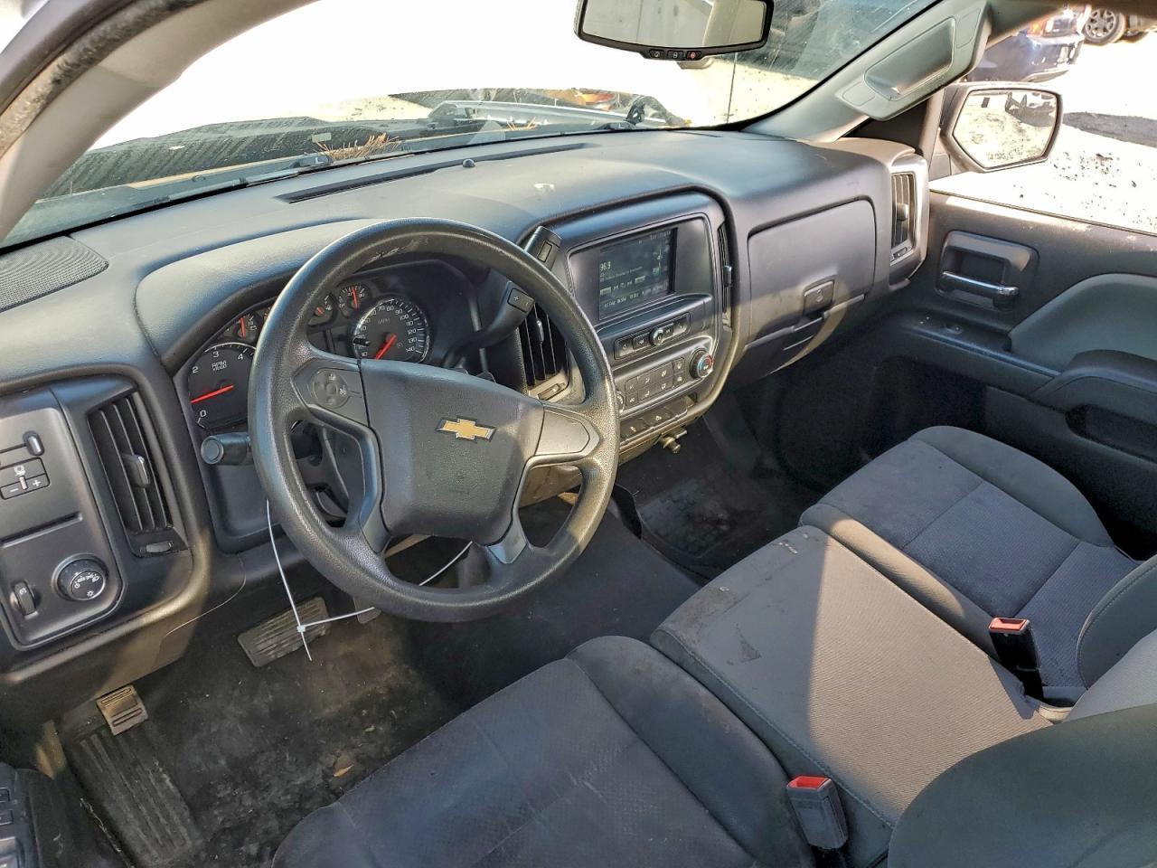 2018 Chevrolet Silverado C1500 - zdjęcie 8