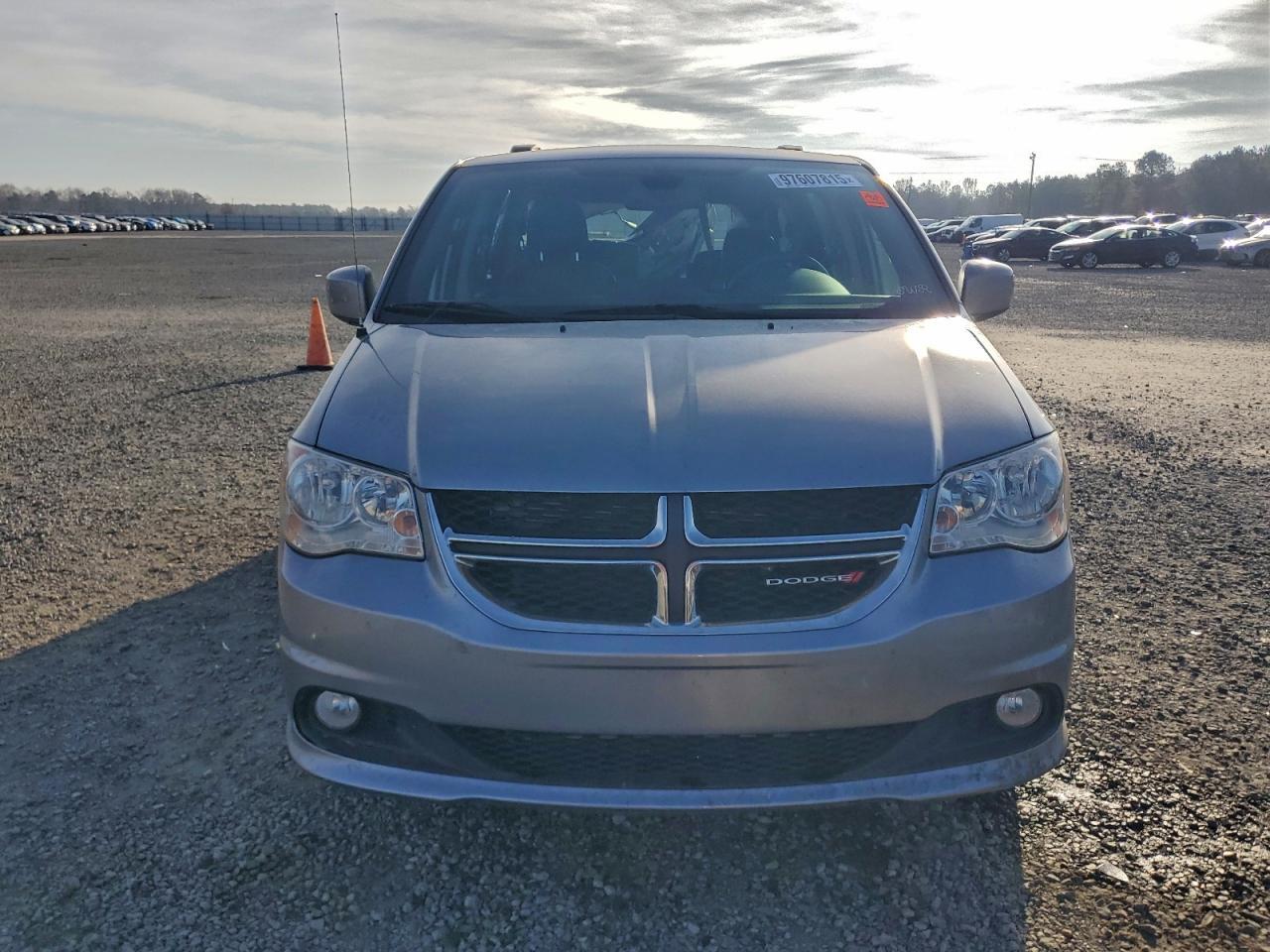 2019 Dodge Grand Caravan Sxt - zdjęcie 5