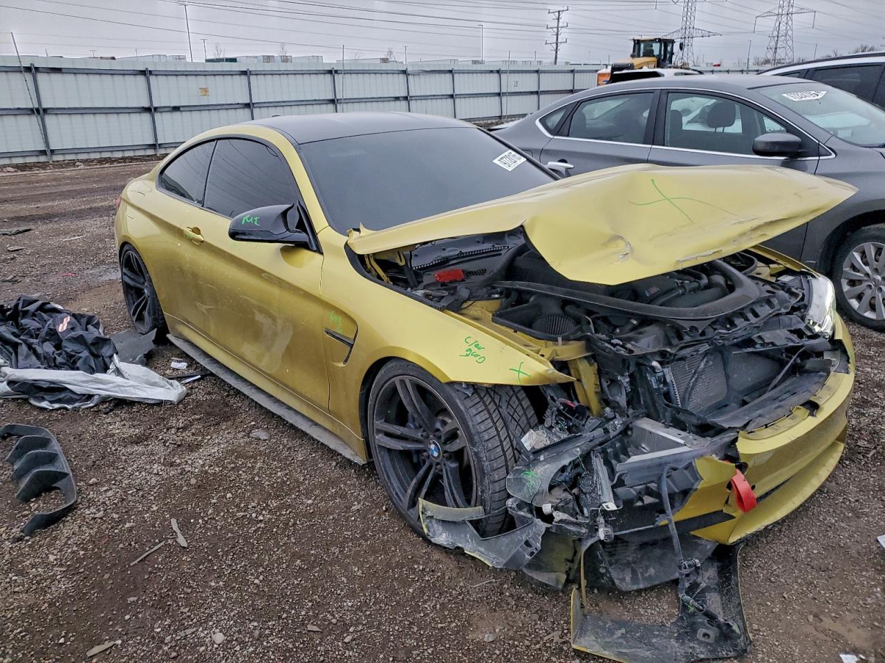 2015 BMW M4 - zdjęcie 4