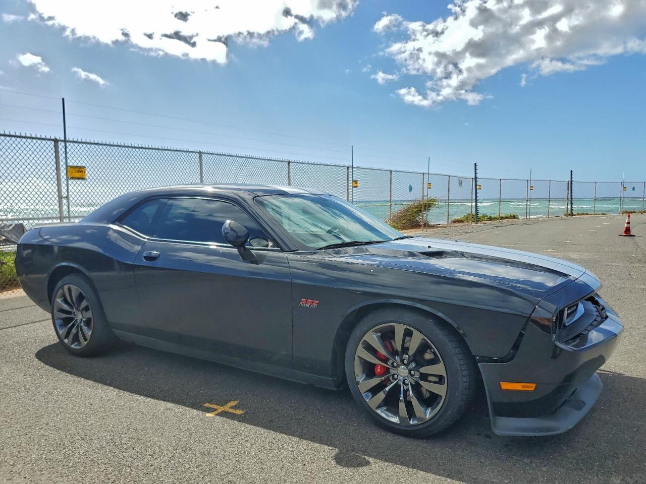 2013 Dodge Challenger Srt-8 - zdjęcie 4