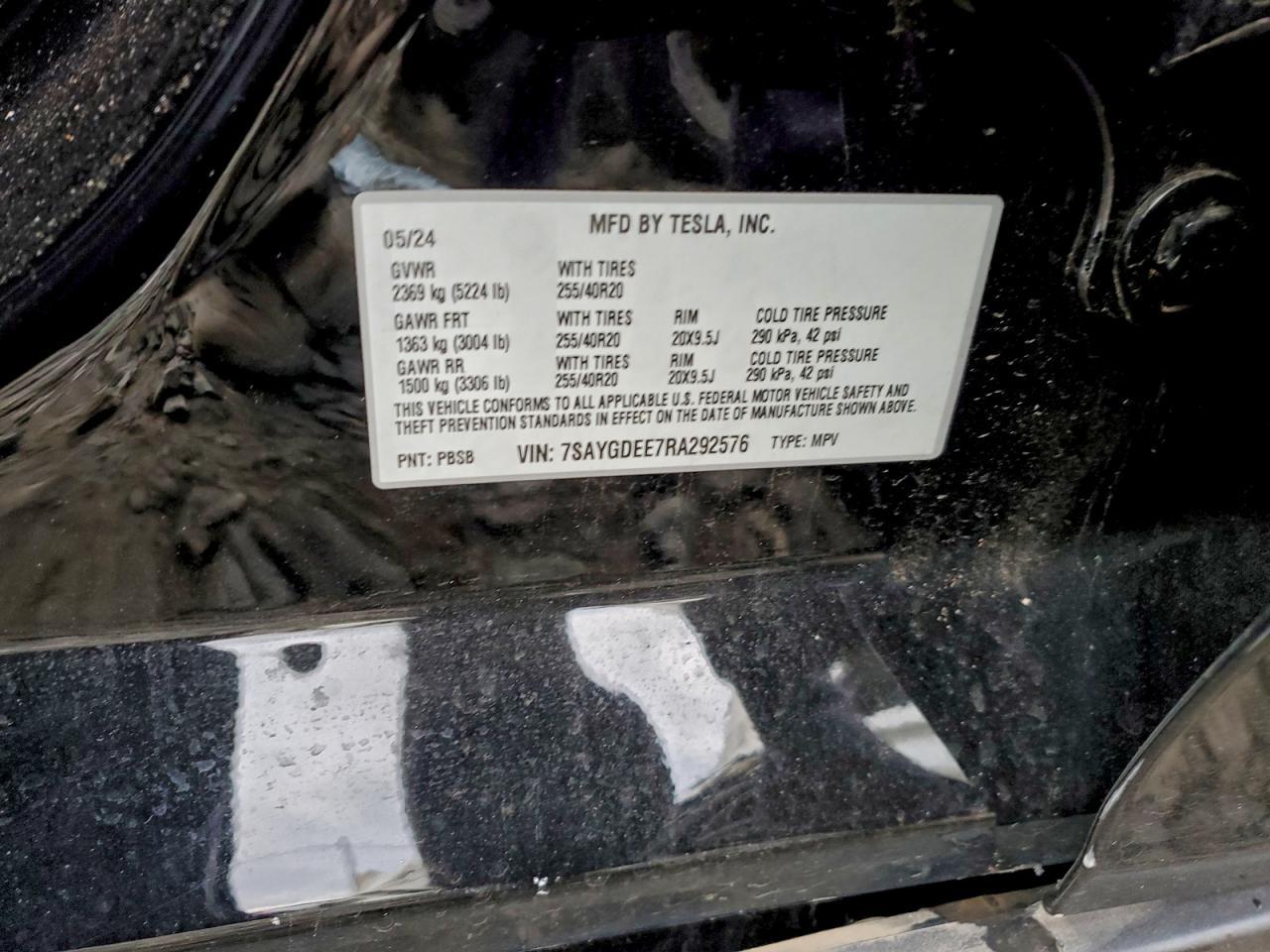 2024 Tesla Model Y - zdjęcie 12