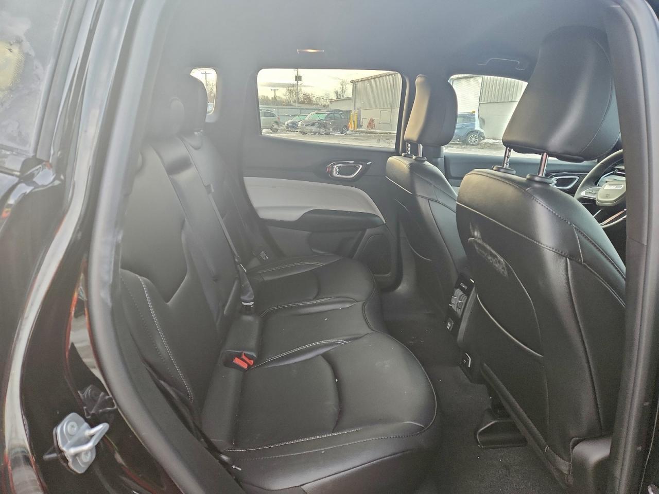 2025 Jeep Compass Limited - zdjęcie 11