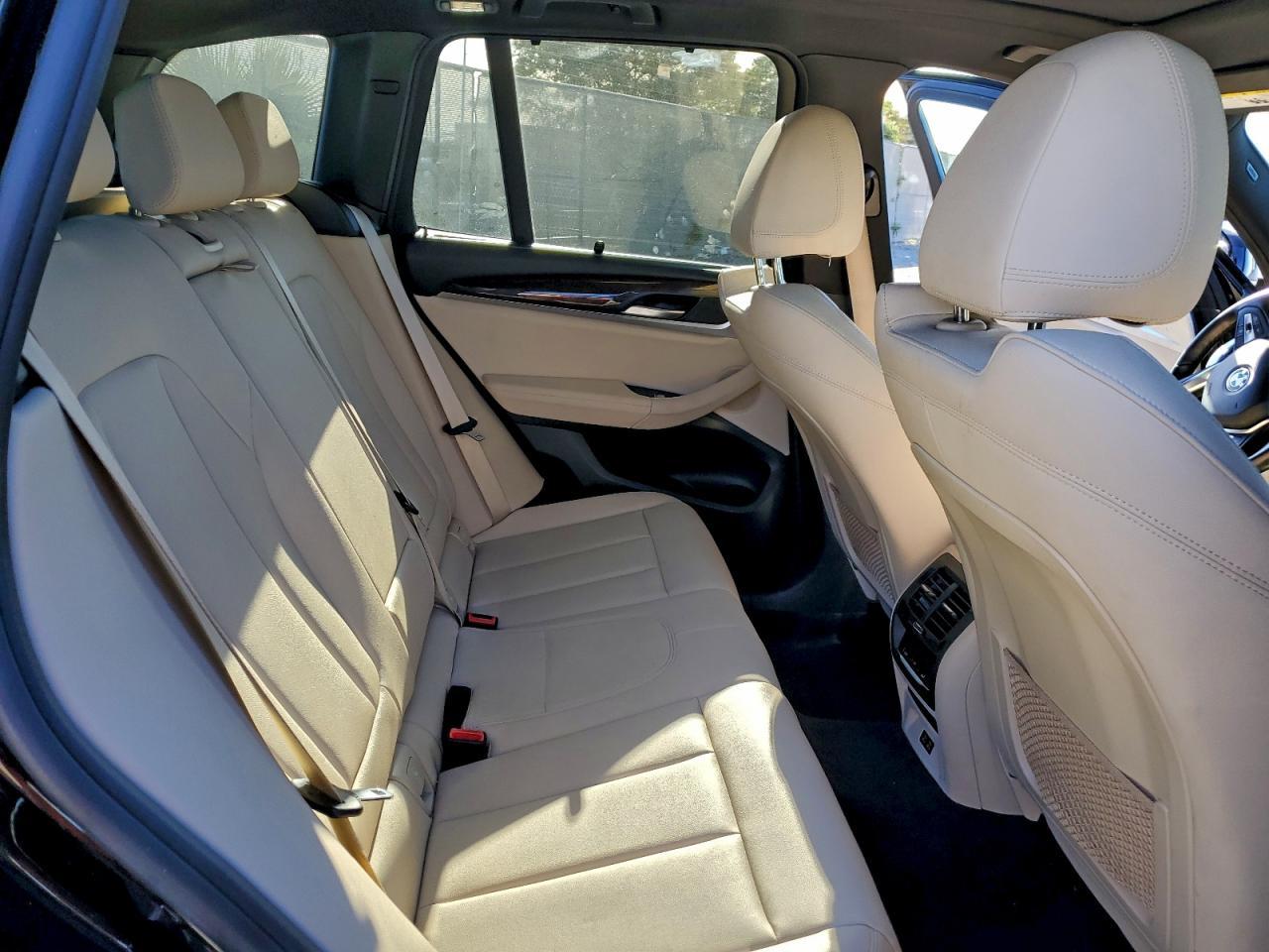 2020 BMW X3 Sdrive30I - zdjęcie 11