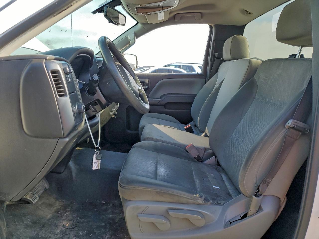 2018 Chevrolet Silverado C1500 - zdjęcie 7