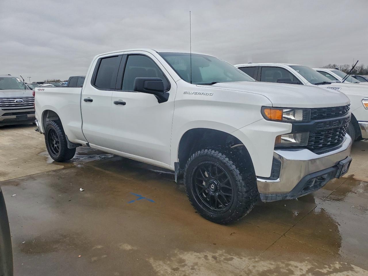 2019 Chevrolet Silverado K1500 - zdjęcie 4