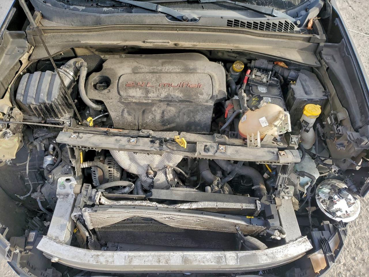 2016 Jeep Renegade Latitude - zdjęcie 12