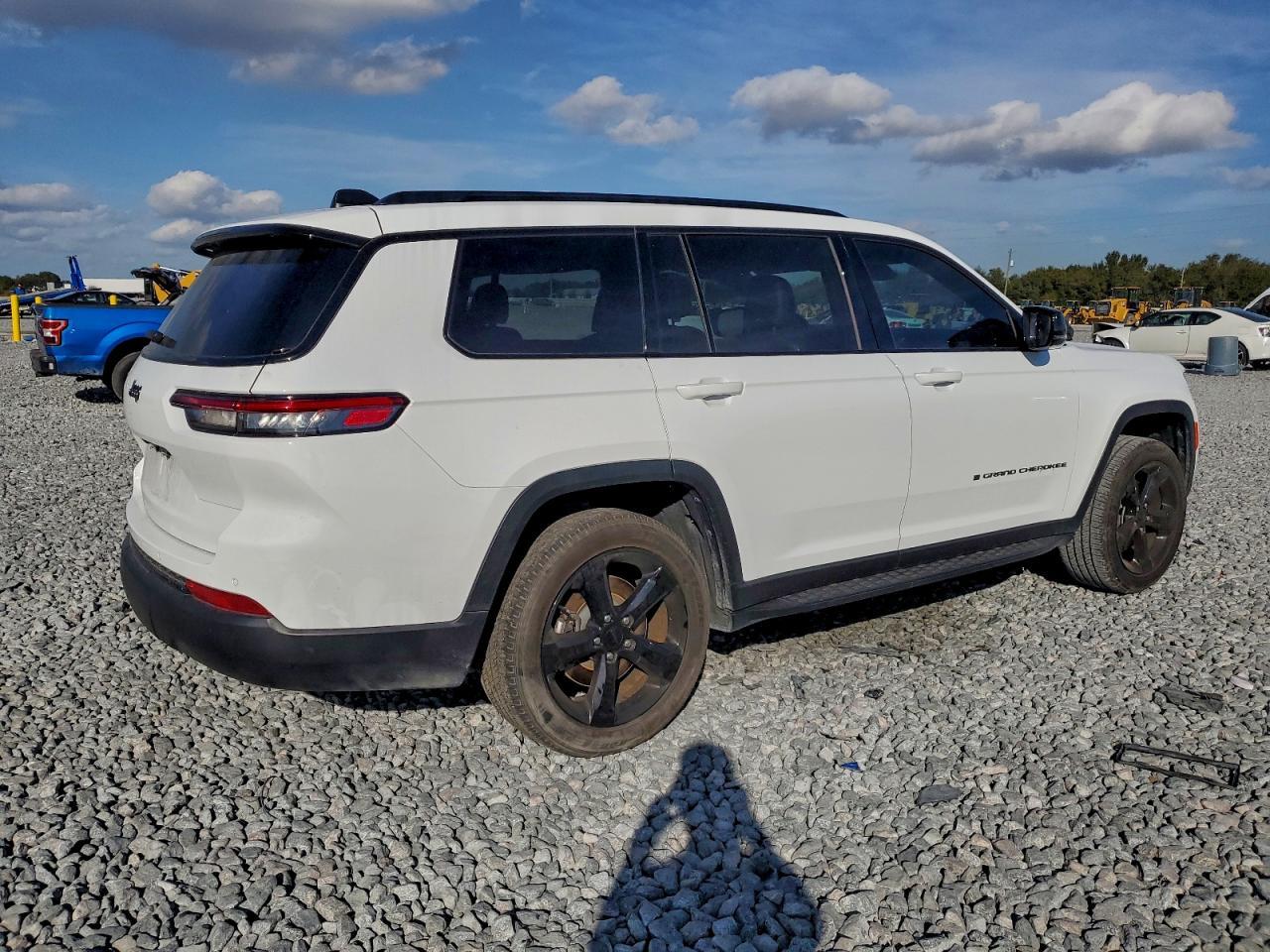 2025 Jeep Grand Cherokee L Laredo - zdjęcie 3