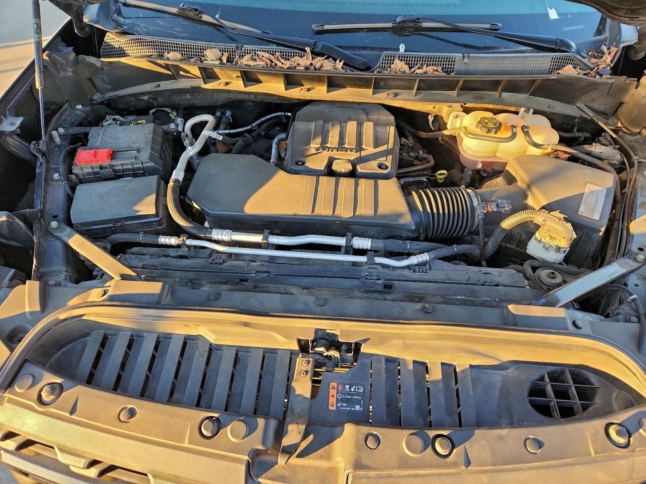 2021 Chevrolet Silverado K1500 Custom - zdjęcie 11