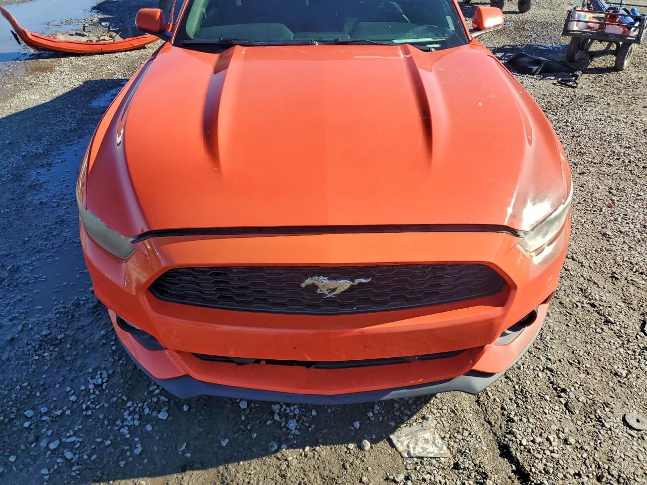 2016 Ford Mustang - zdjęcie 11