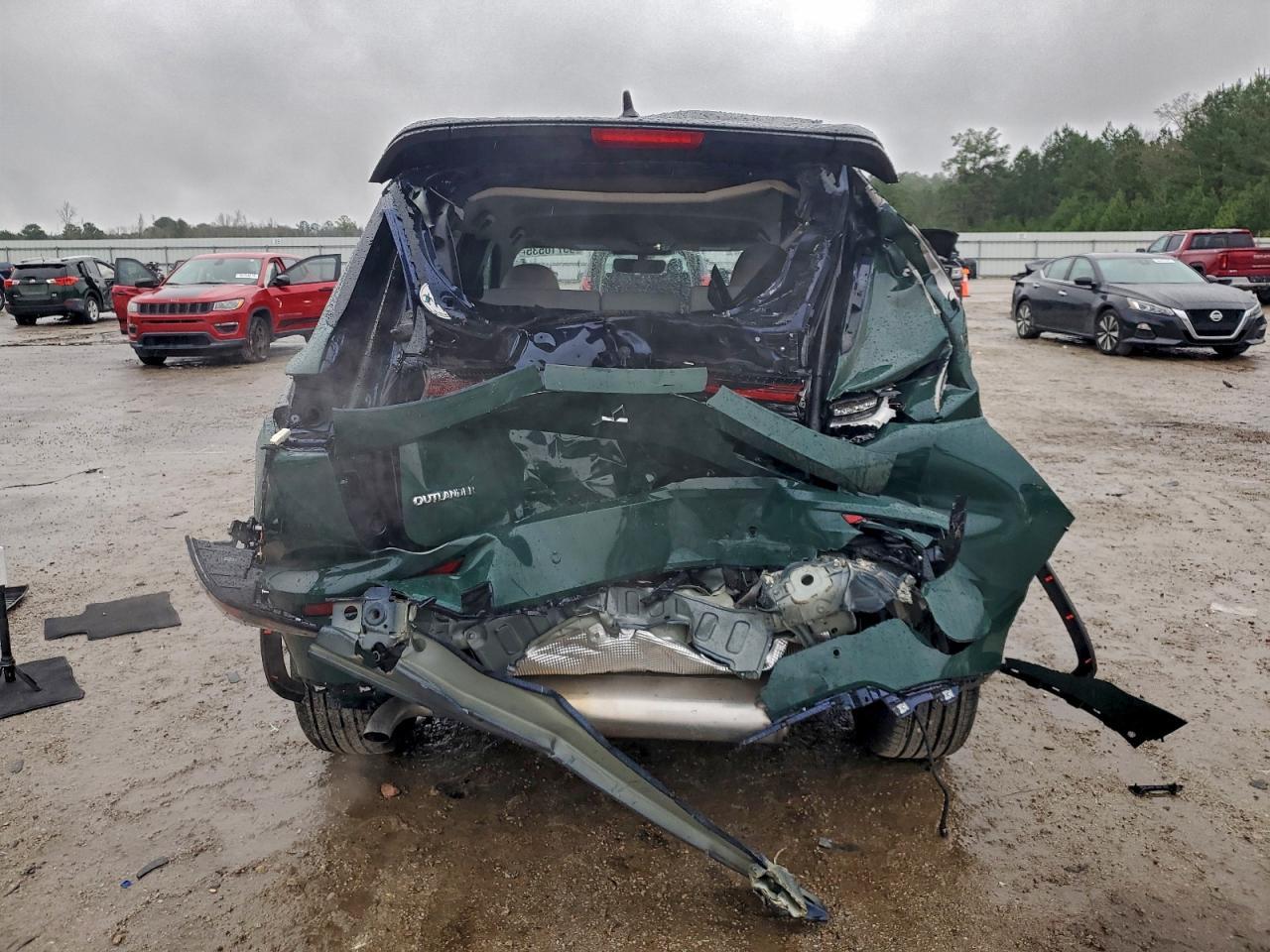 2025 Mitsubishi Outlander Se - zdjęcie 6