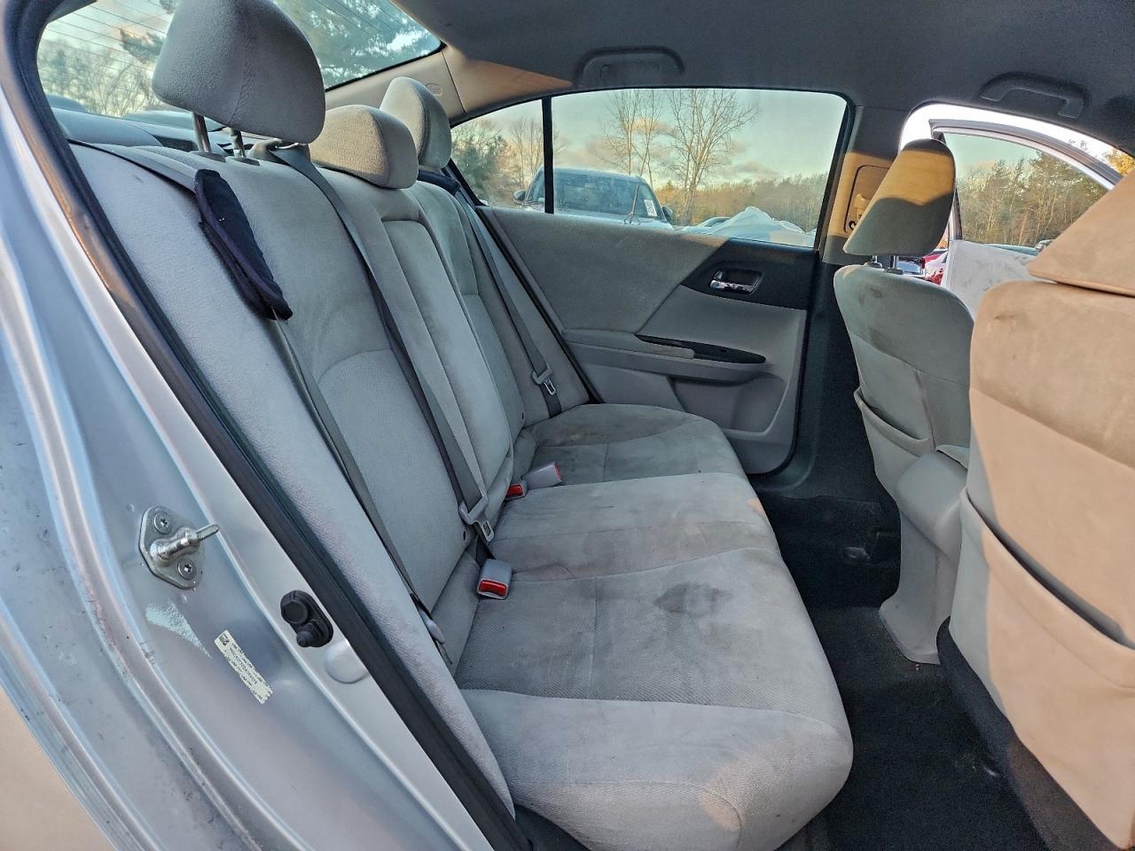 2013 Honda Accord Lx - zdjęcie 10