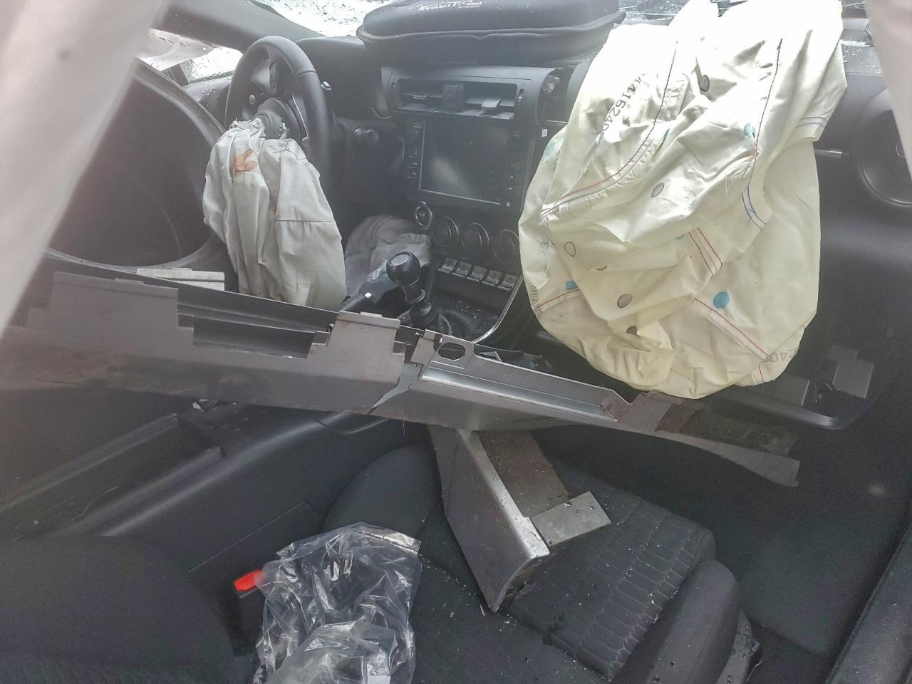 2025 Toyota Gr 86 - zdjęcie 8