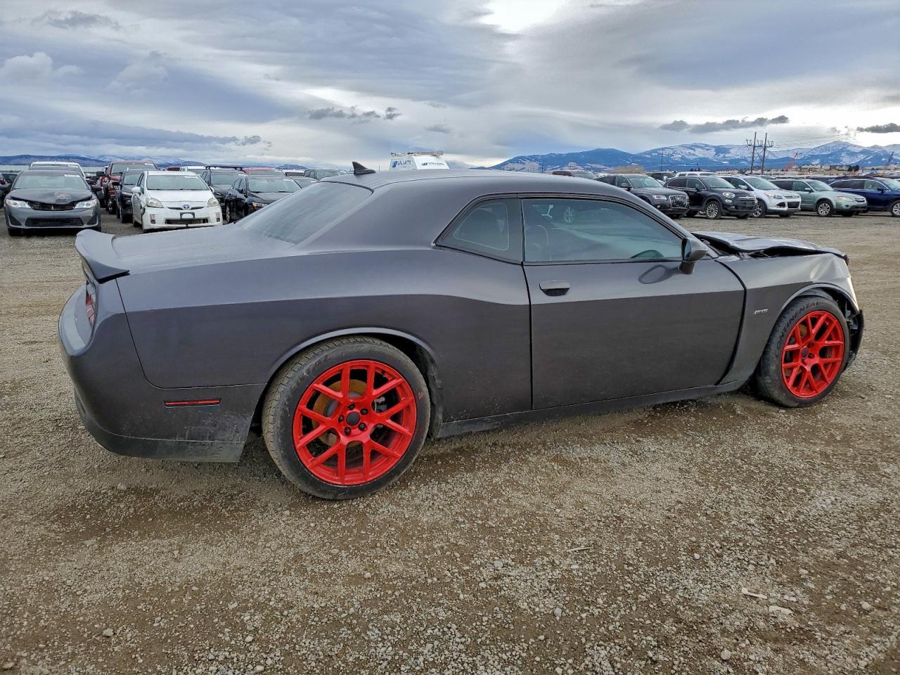 2016 Dodge Challenger R/T - zdjęcie 3