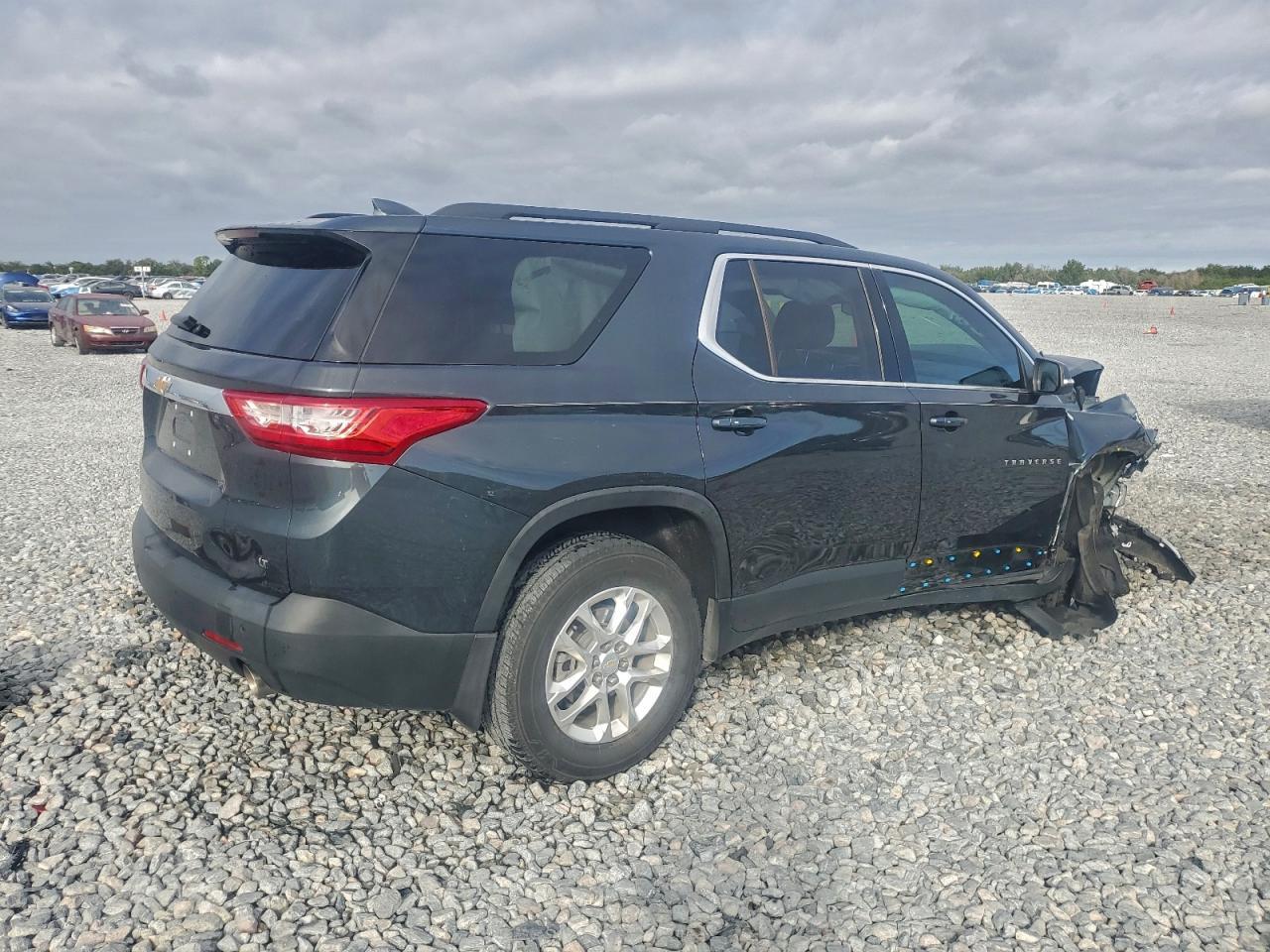 2021 Chevrolet Traverse Lt - zdjęcie 3