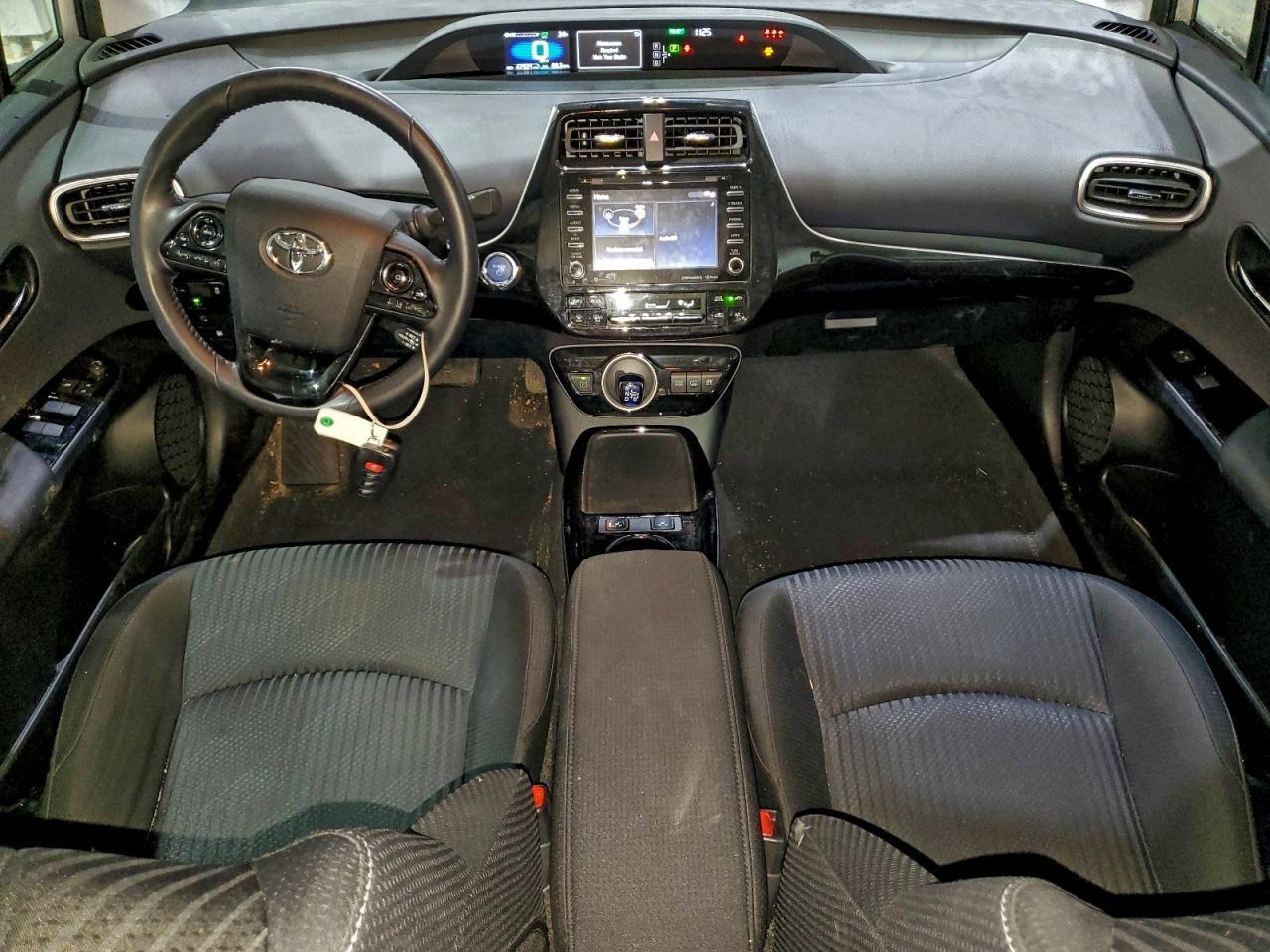 2022 Toyota Prius Prime Le - zdjęcie 8