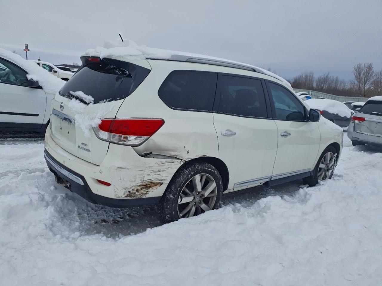 2015 Nissan Pathfinder - zdjęcie 3