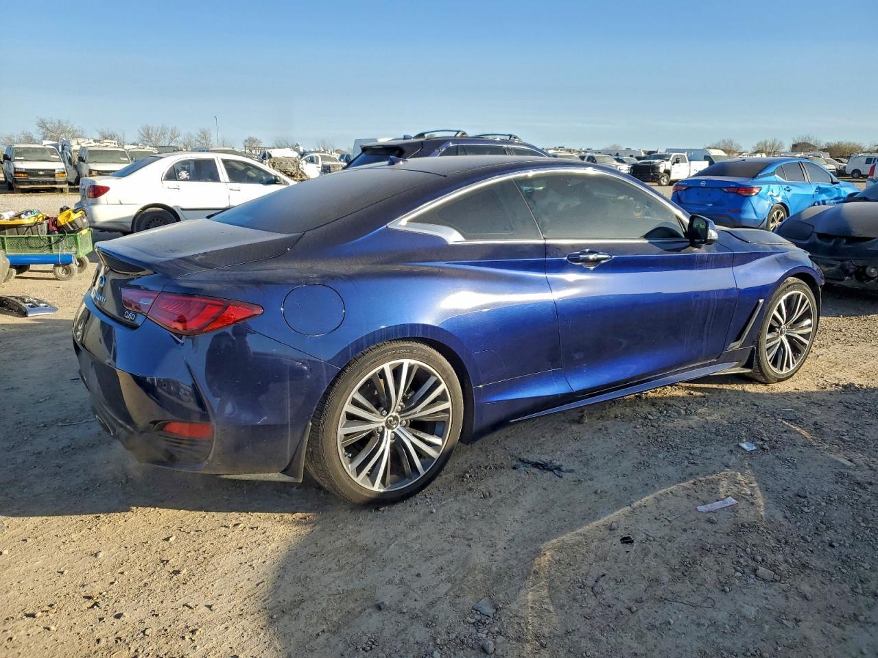 2021 Infiniti Q60 Luxe - zdjęcie 3