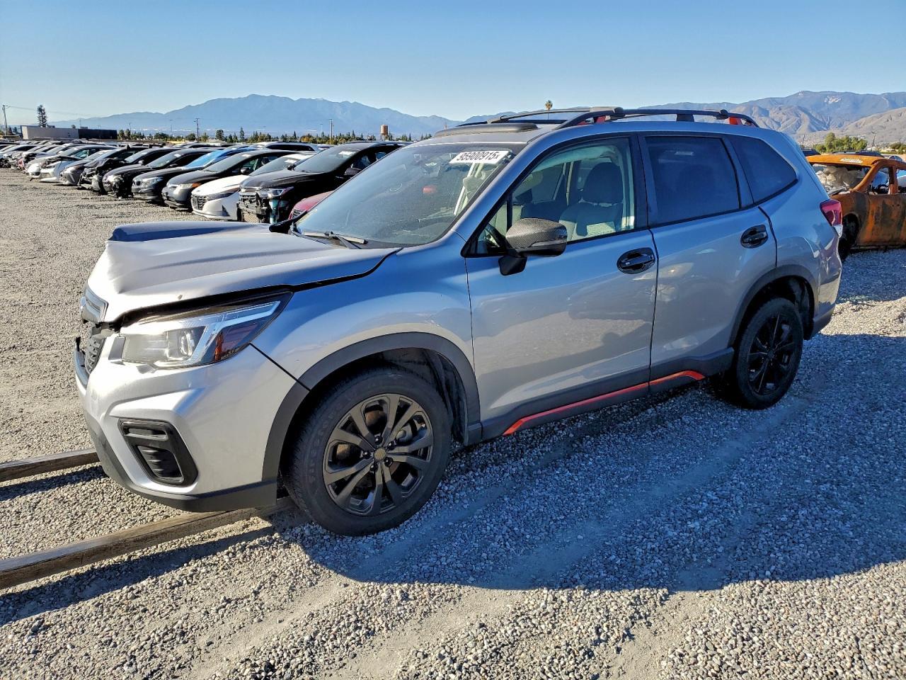 2019 Subaru Forester Sport - zdjęcie główne