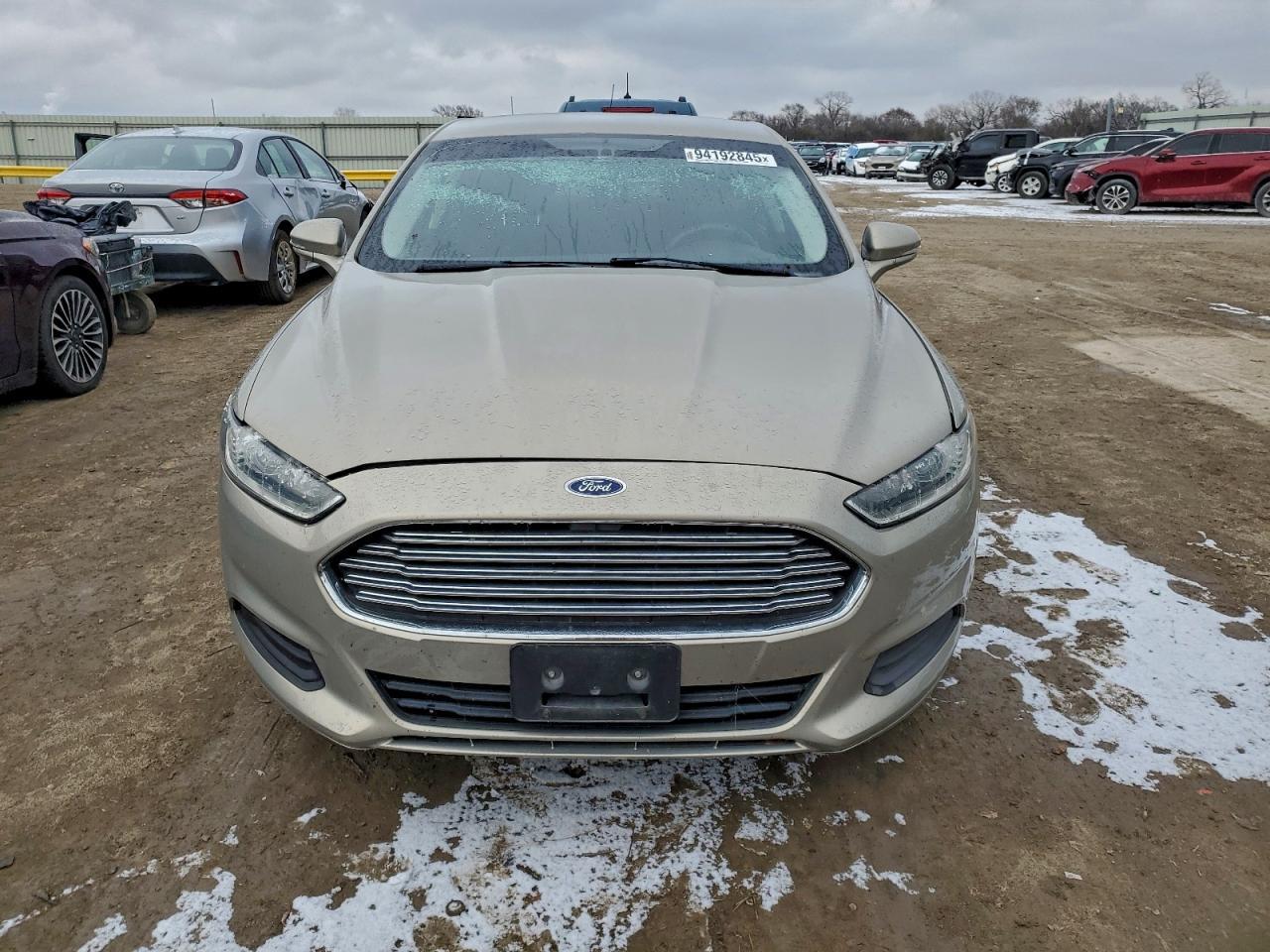 Ford Fusion - zdjęcie 5