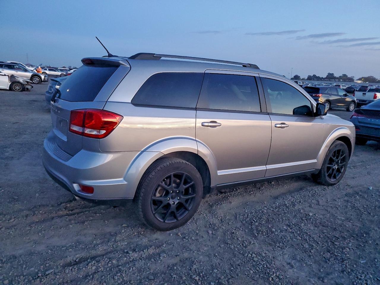 2017 Dodge Journey Sxt - zdjęcie 3
