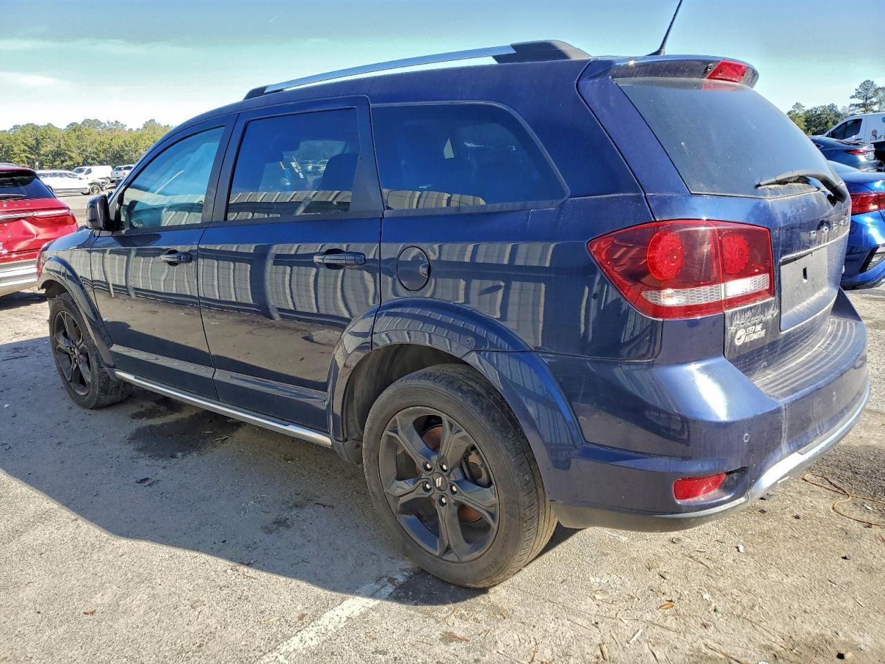 2020 Dodge Journey Crossroad - zdjęcie 2