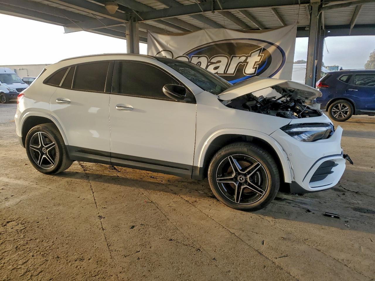 2024 Mercedes-Benz Gla 250 - zdjęcie 4