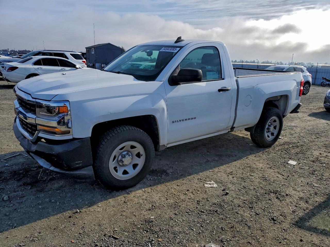 2018 Chevrolet Silverado C1500 - zdjęcie główne