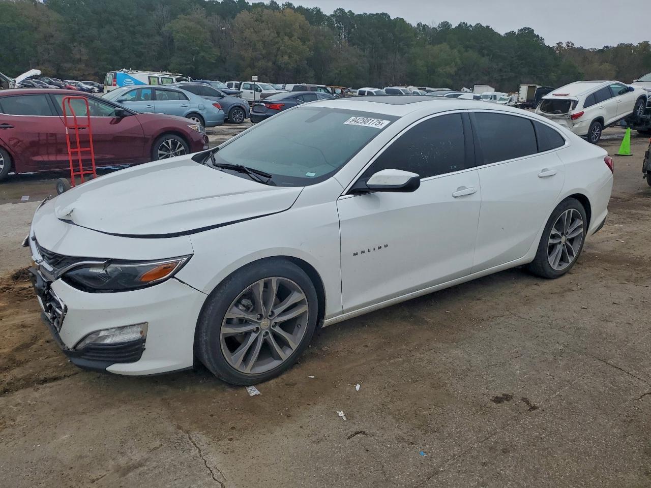 2021 Chevrolet Malibu Lt - zdjęcie główne