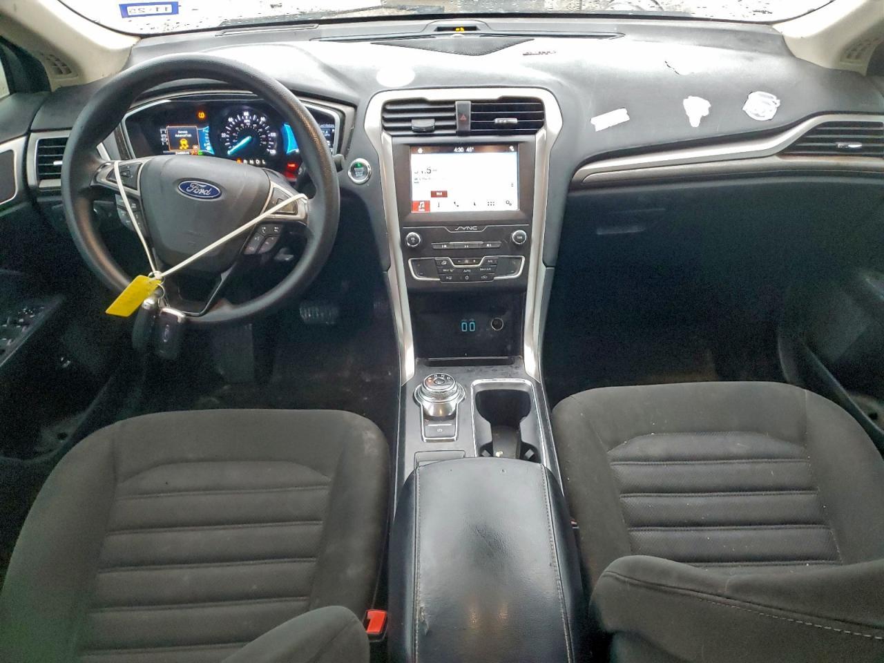 2019 Ford Fusion - zdjęcie 8