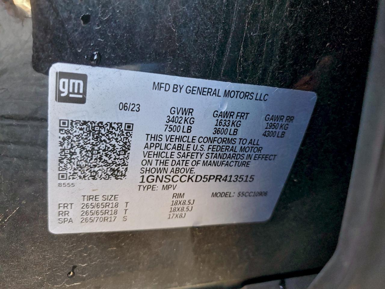 2023 Chevrolet Suburban C1500 Lt - zdjęcie 14