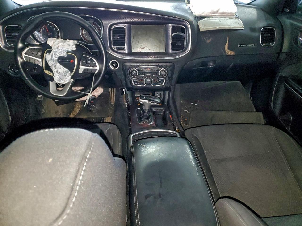 2016 Dodge Charger Sxt - zdjęcie 8
