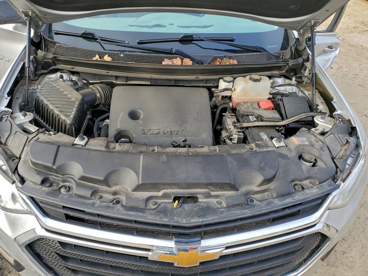 2021 Chevrolet Traverse Ls - zdjęcie 12