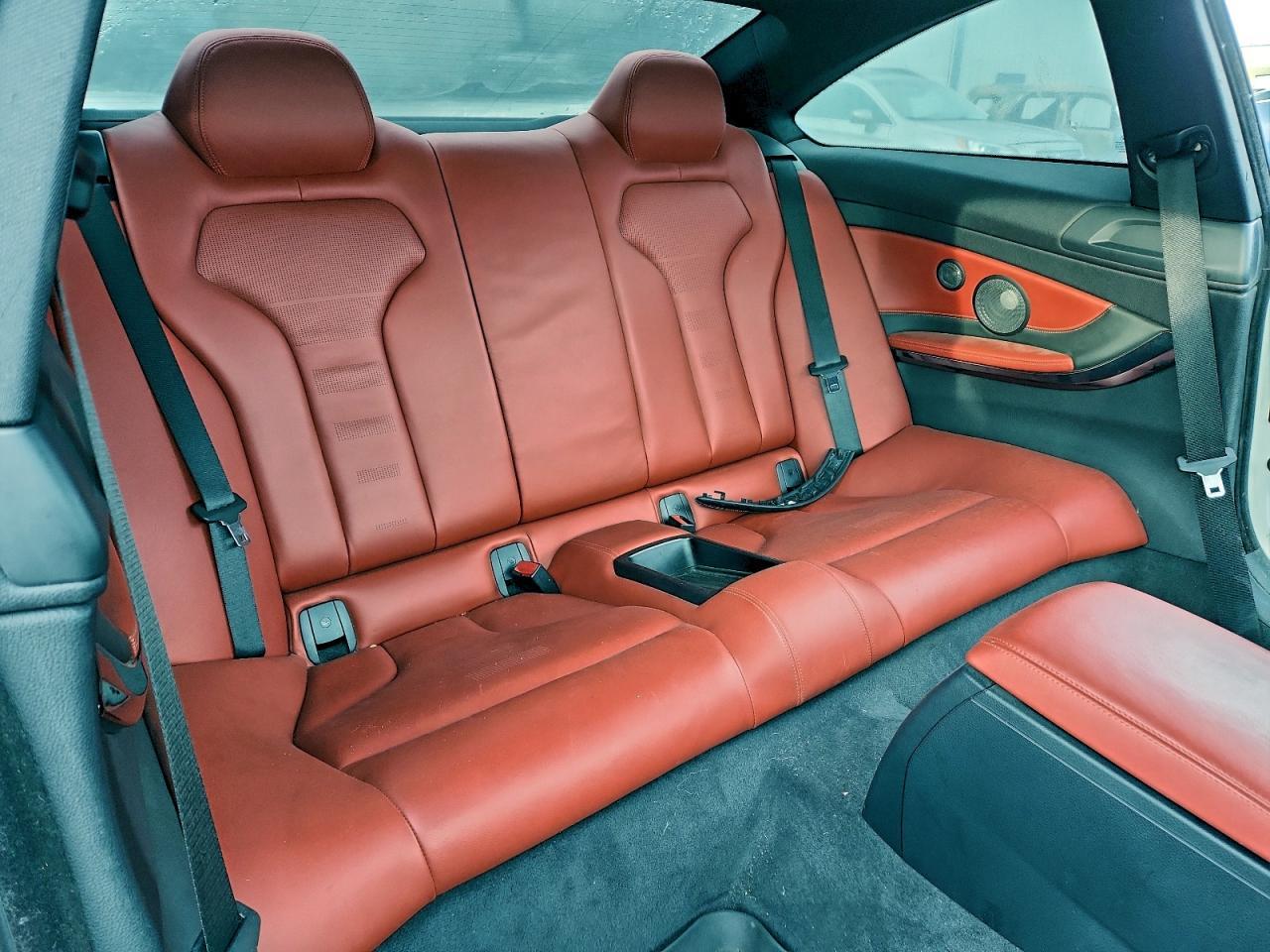 2015 BMW M4 - zdjęcie 10