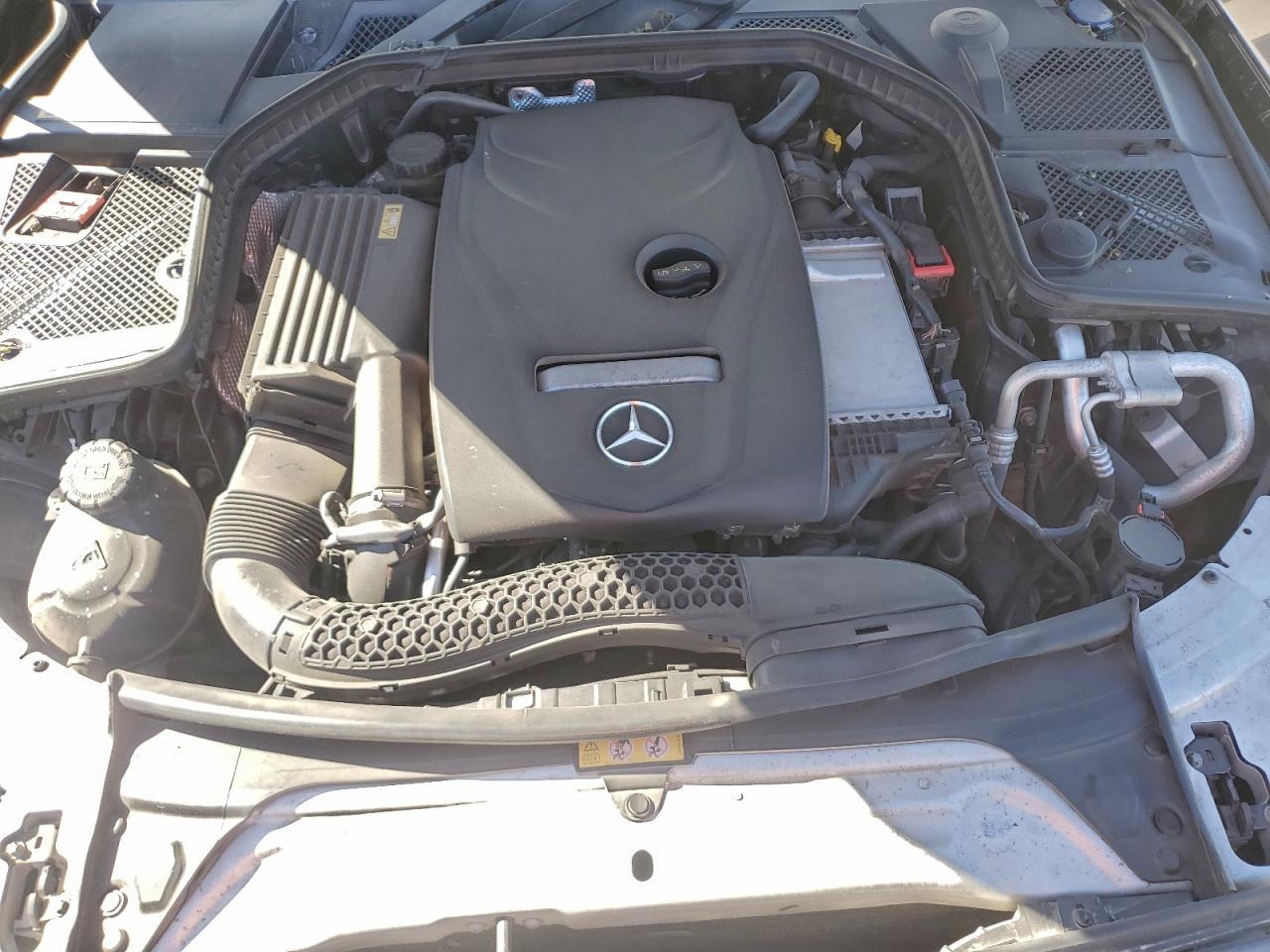 2015 Mercedes-Benz C 300 - zdjęcie 11