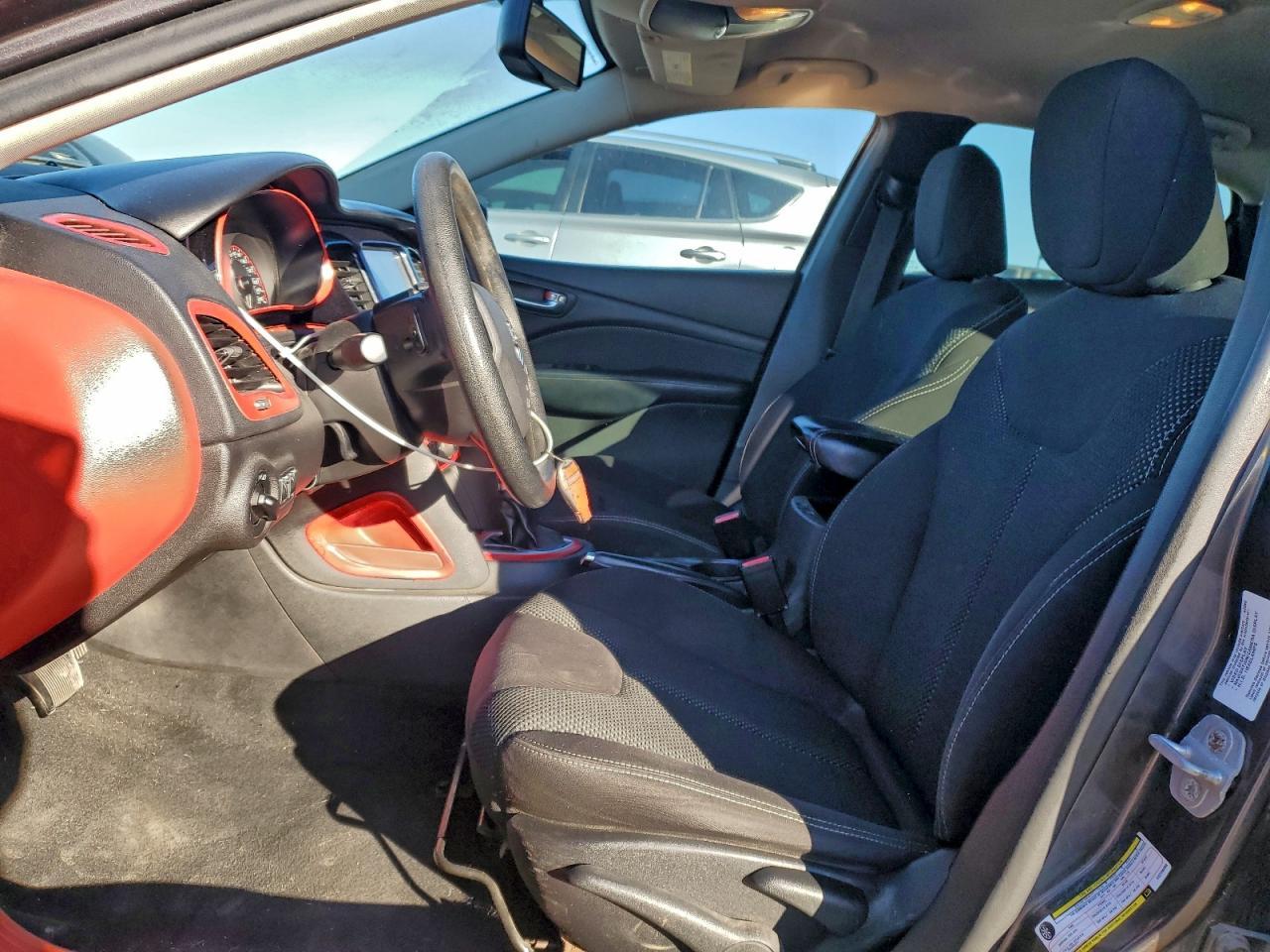 2014 Dodge Dart Sxt - zdjęcie 7